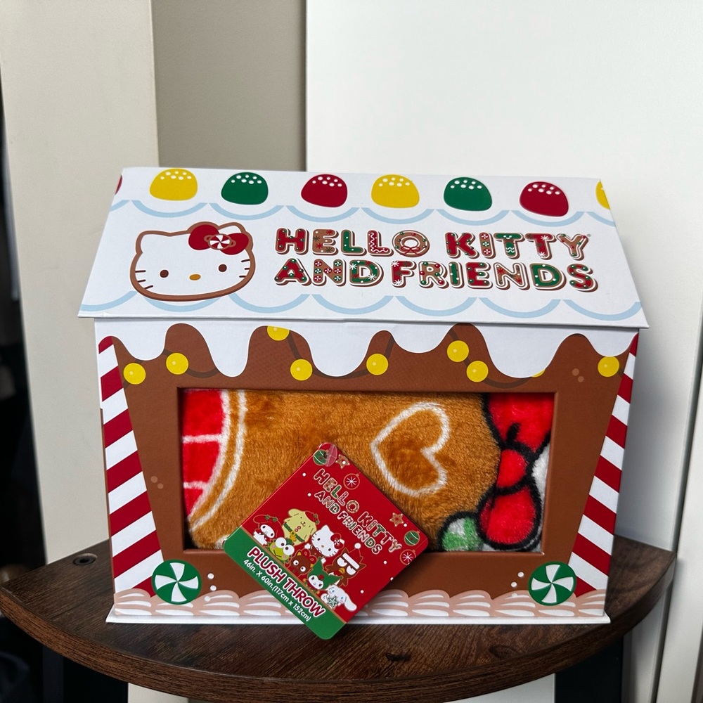 Hello Kitty & Friends Gingerbread Box Christmas Throw